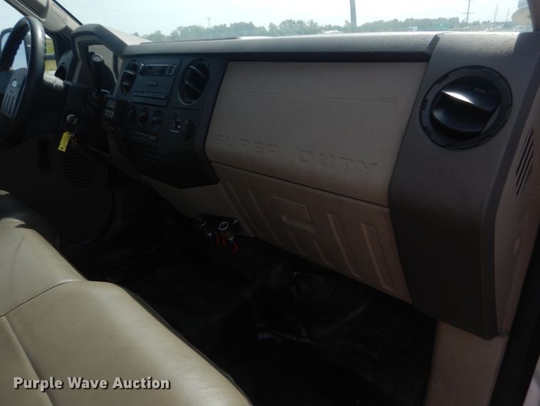 image for item JG9086 2008 Ford F450 Super Duty XL  utility / service truck