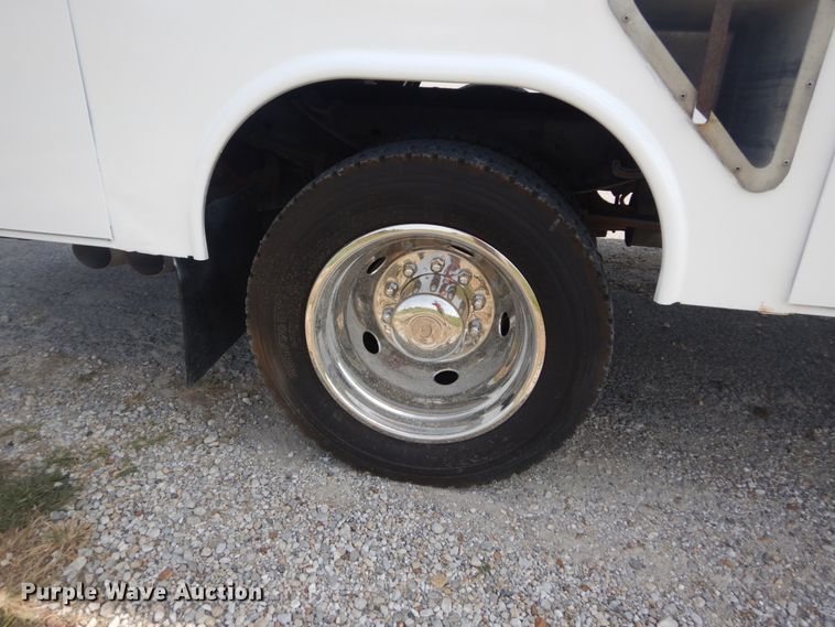 image for item JG9086 2008 Ford F450 Super Duty XL  utility / service truck