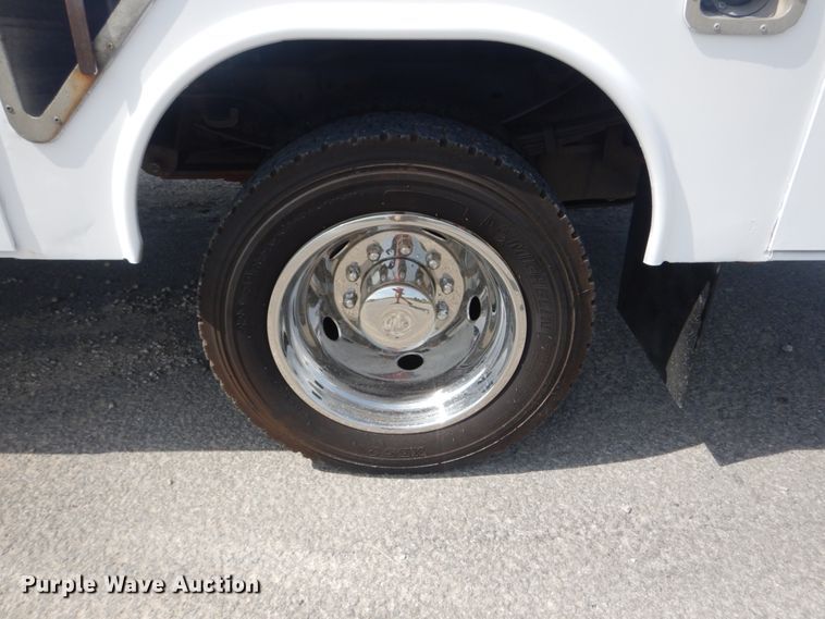 image for item JG9086 2008 Ford F450 Super Duty XL  utility / service truck