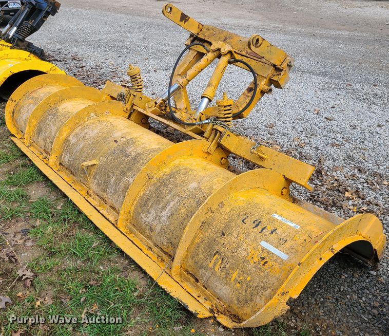 image for item JG9283 11'W snow plow