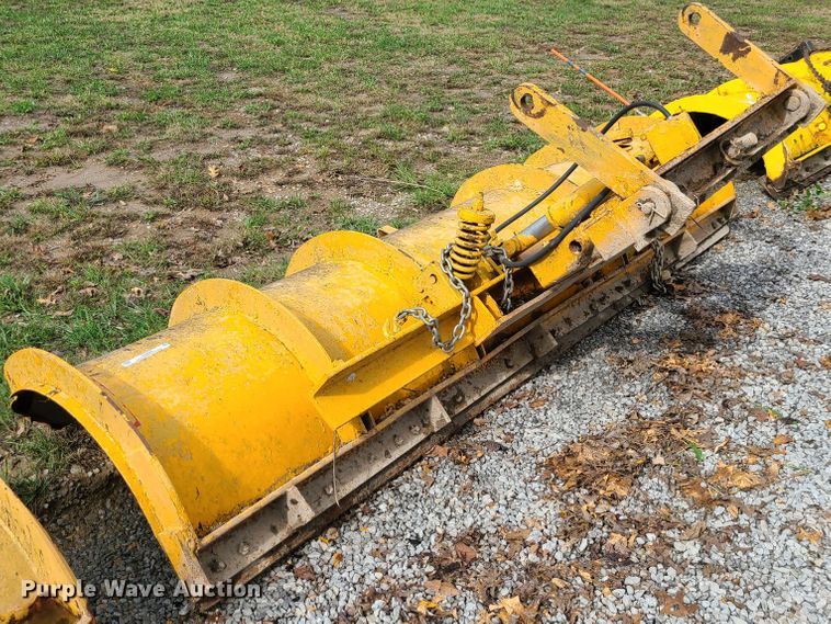 image for item JG9283 11'W snow plow