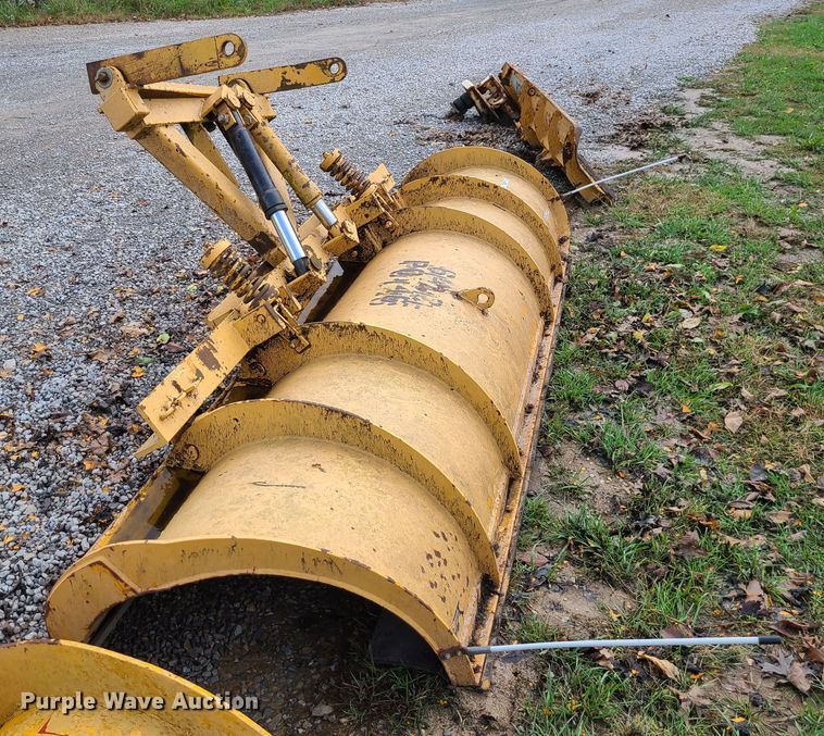 image for item JG9284 11'W snow plow