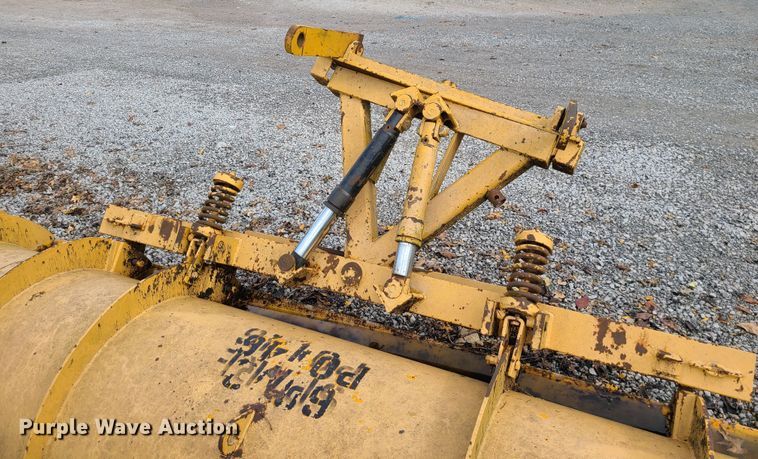 image for item JG9284 11'W snow plow