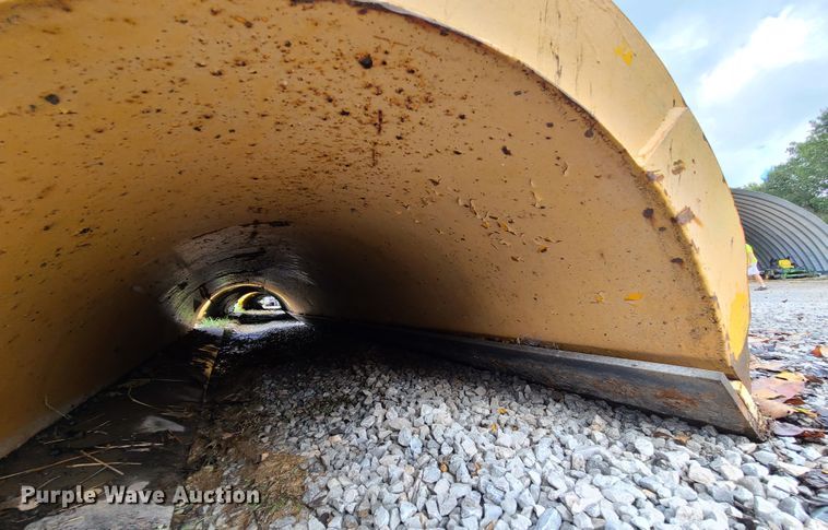 image for item JG9284 11'W snow plow