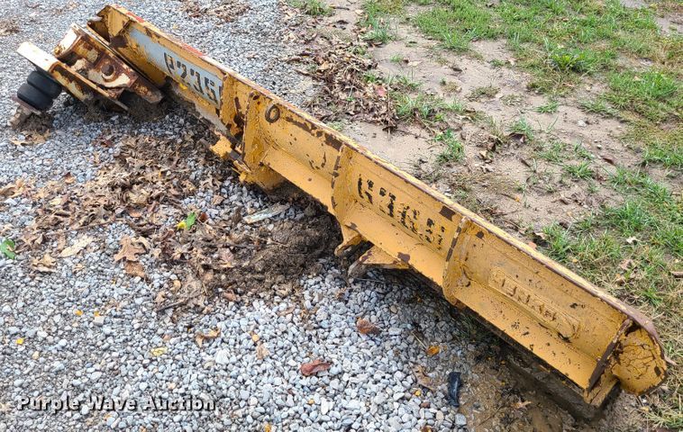 image for item JG9285 8'W wing plow