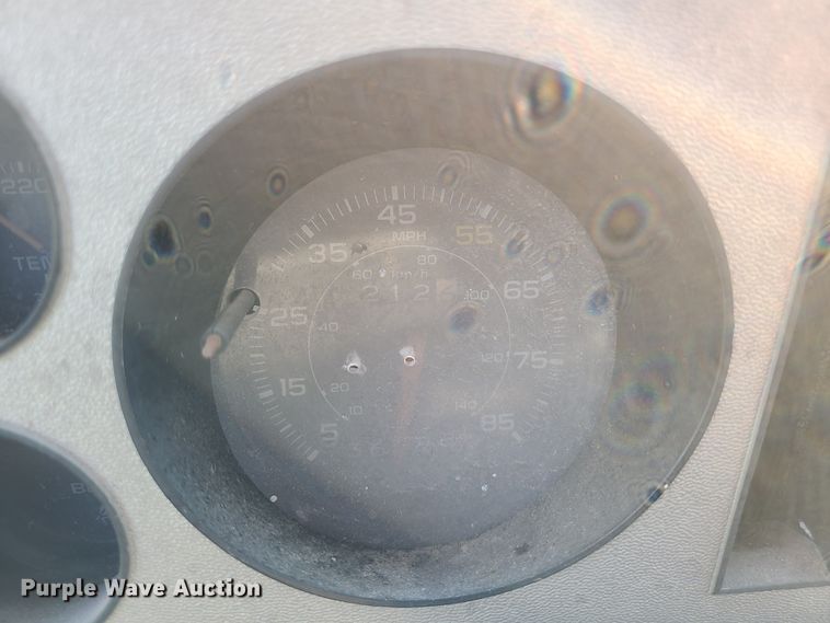 image for item JG9326 1983 GMC S15  pickup truck