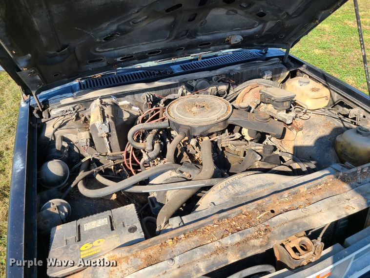 image for item JG9326 1983 GMC S15  pickup truck