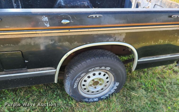 image for item JG9326 1983 GMC S15  pickup truck