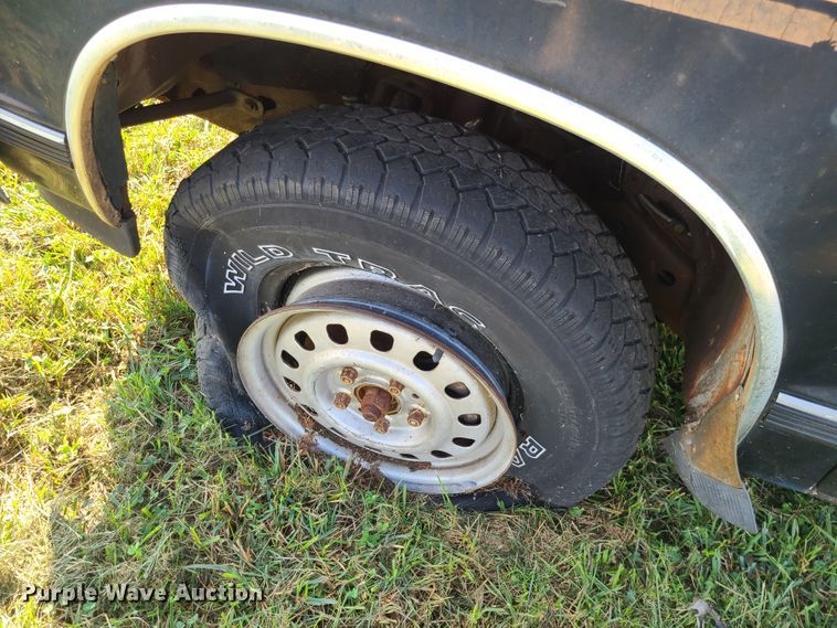 image for item JG9326 1983 GMC S15  pickup truck