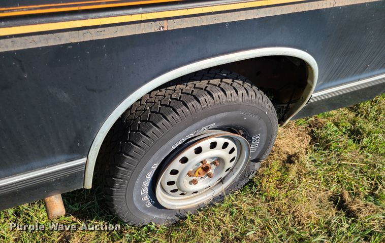 image for item JG9326 1983 GMC S15  pickup truck