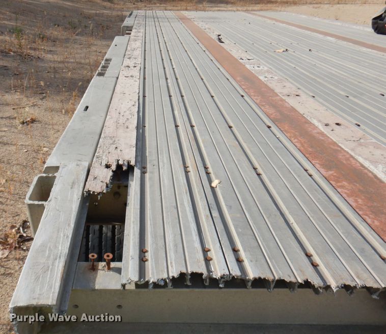 image for item JQ9294 Flatbed trailer frame