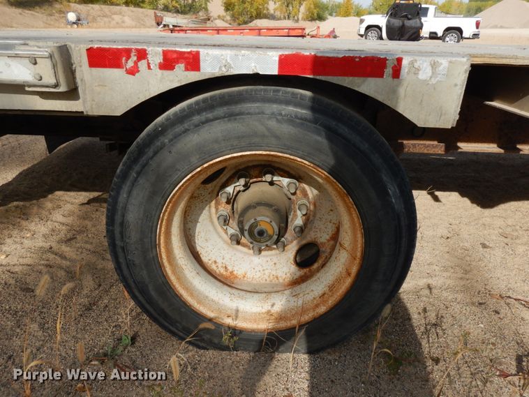 image for item JQ9294 Flatbed trailer frame