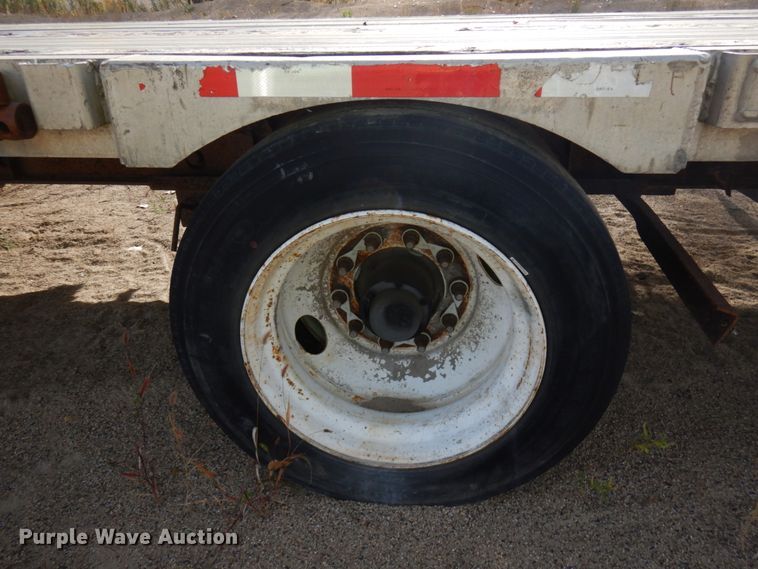 image for item JQ9294 Flatbed trailer frame