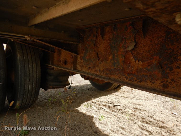 image for item JQ9294 Flatbed trailer frame