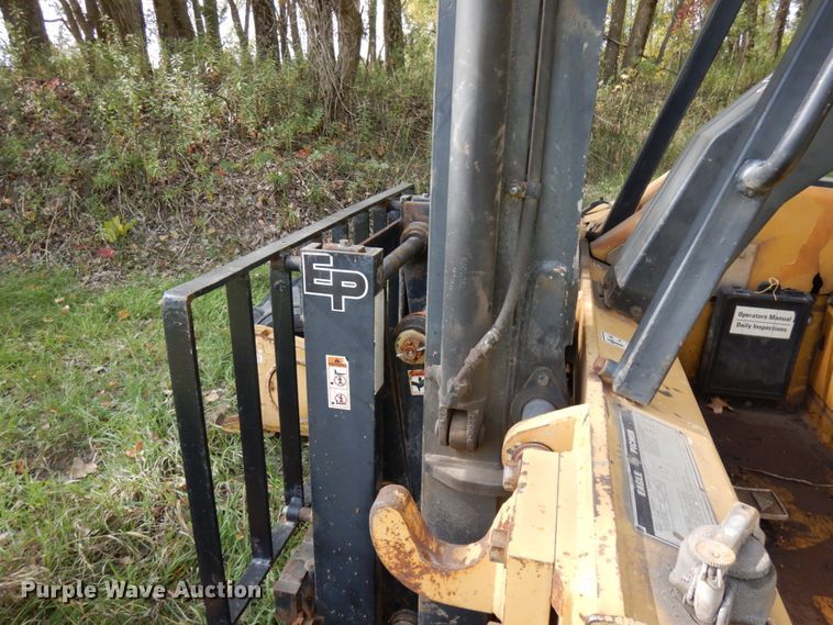 image for item JQ9300 2001 Eagle Picher TM50  forklift