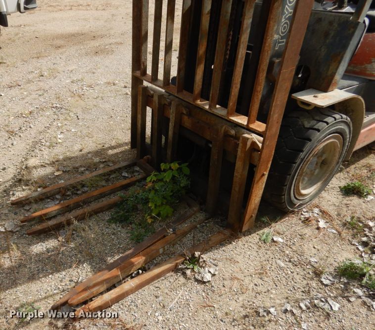 image for item JQ9301 Toyota 52-6FGU30  forklift