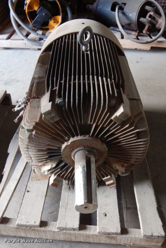 image for item JQ9342 General Electric 5K4475K224  electric motor