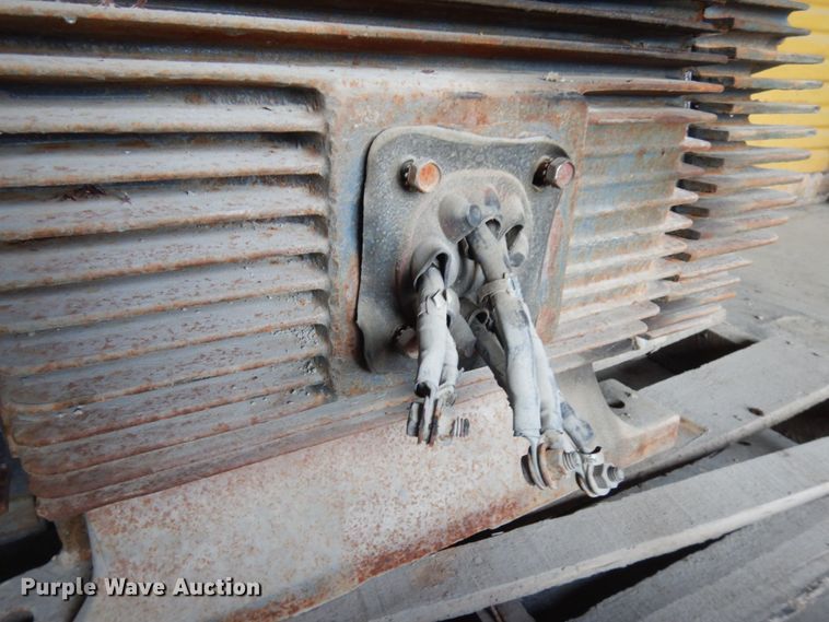 image for item JQ9342 General Electric 5K4475K224  electric motor