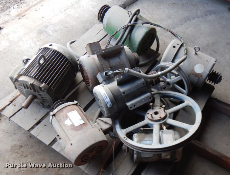 image for item JQ9345 (7) electric motors