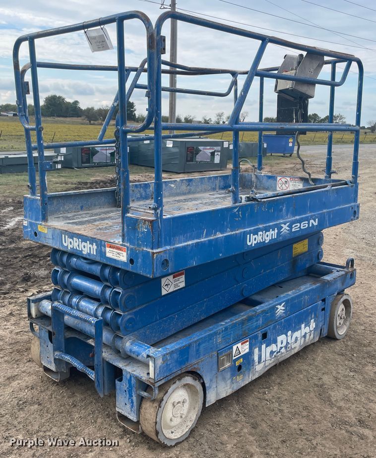 image for item JQ9433 Up Right 26N  scissor lift