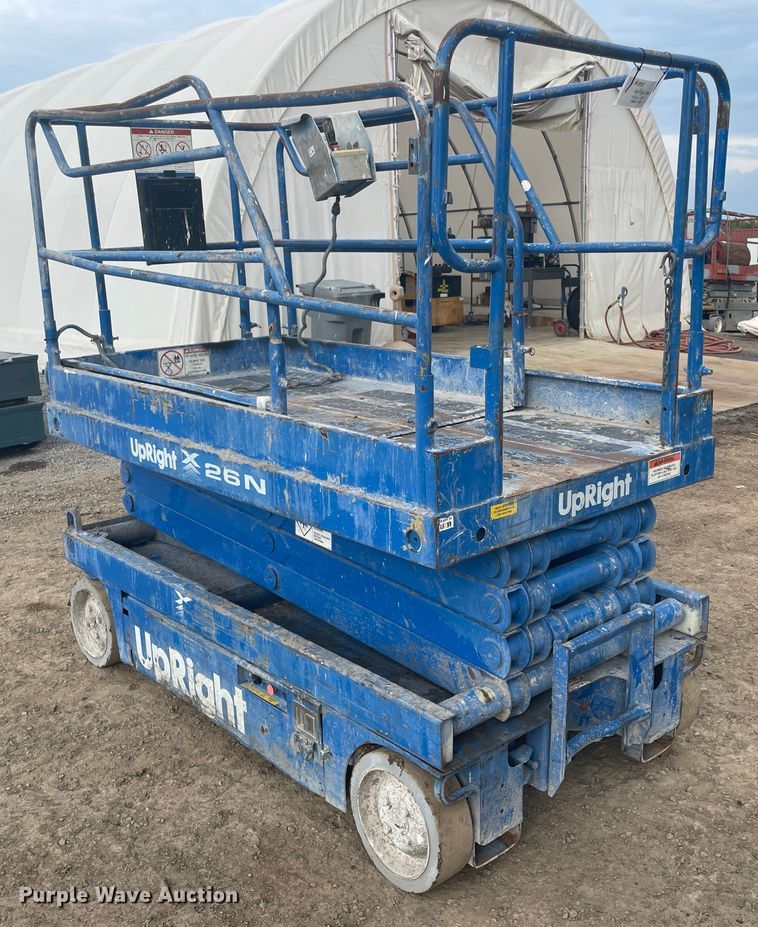 image for item JQ9433 Up Right 26N  scissor lift