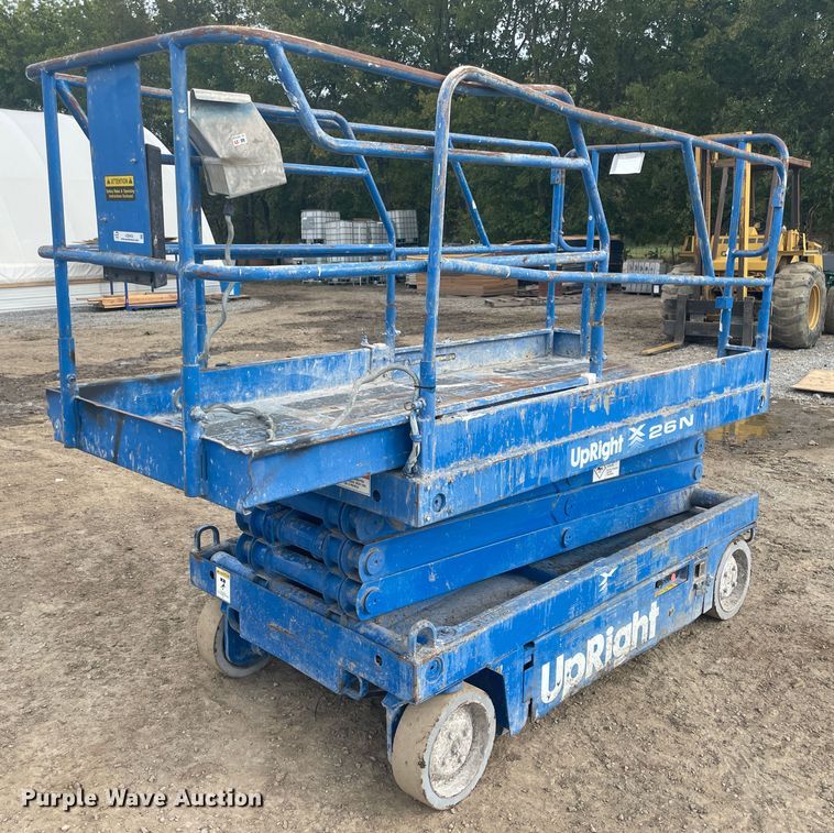 image for item JQ9433 Up Right 26N  scissor lift