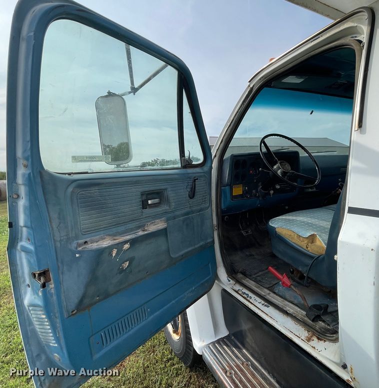 image for item JQ9510 1980 Chevrolet C70  dump truck