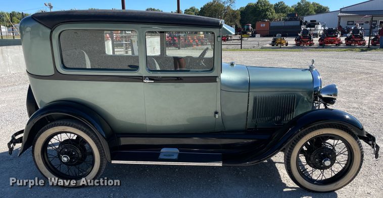 image for item JQ9512 1928 Ford Model A