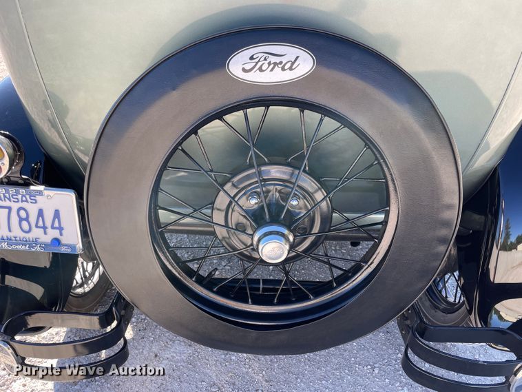 image for item JQ9512 1928 Ford Model A