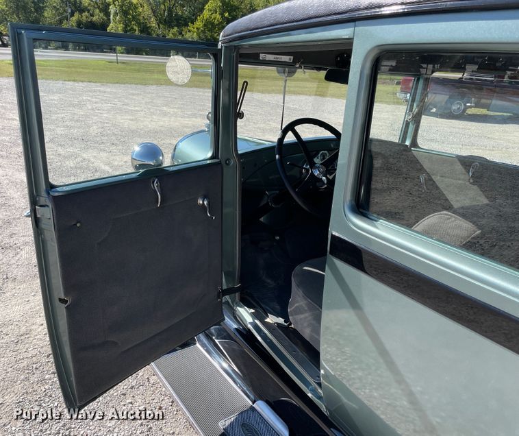 image for item JQ9512 1928 Ford Model A