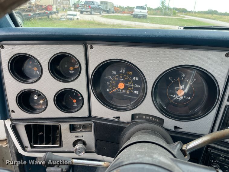 image for item JQ9516 1980 GMC C1500  pickup truck