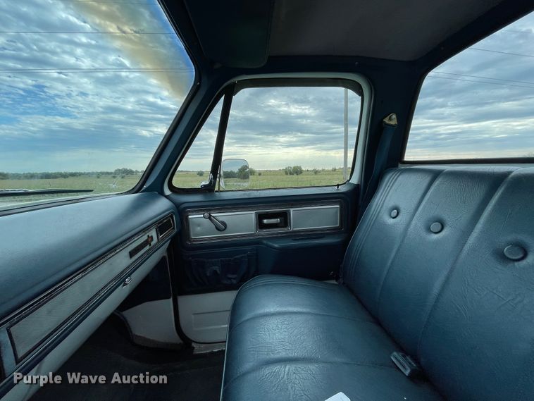 image for item JQ9516 1980 GMC C1500  pickup truck