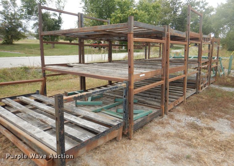 image for item JS9164 Approximately 20 pieces of shelving