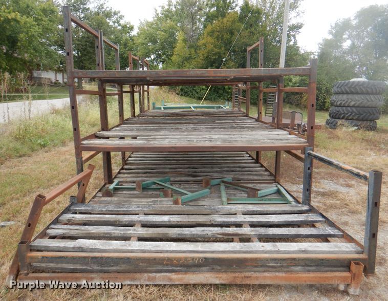 image for item JS9164 Approximately 20 pieces of shelving