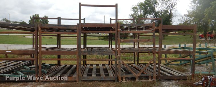 image for item JS9164 Approximately 20 pieces of shelving