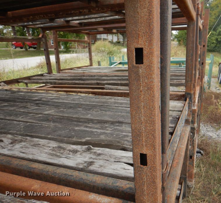 image for item JS9164 Approximately 20 pieces of shelving