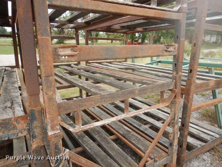 image for item JS9164 Approximately 20 pieces of shelving