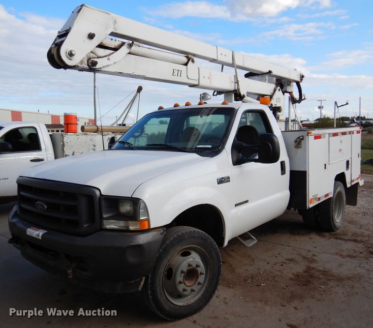 image for item JT9517 2002 Ford F450 Super Duty  bucket truck