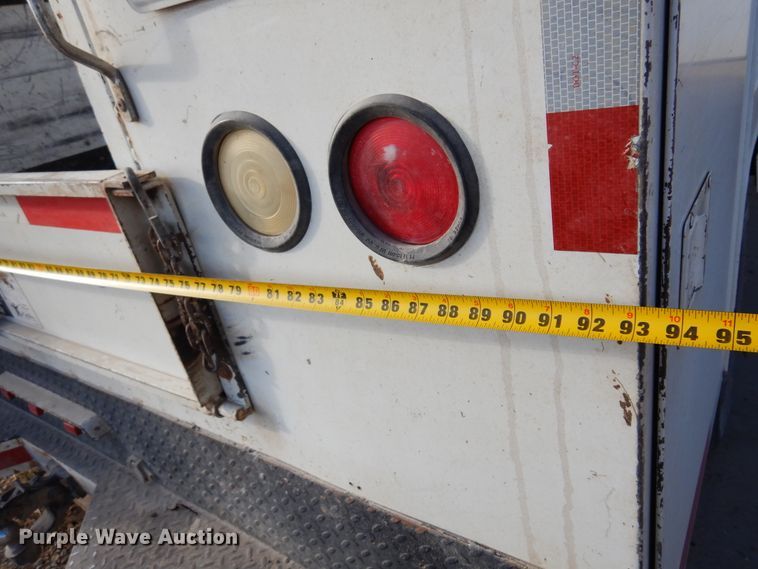 image for item JT9517 2002 Ford F450 Super Duty  bucket truck