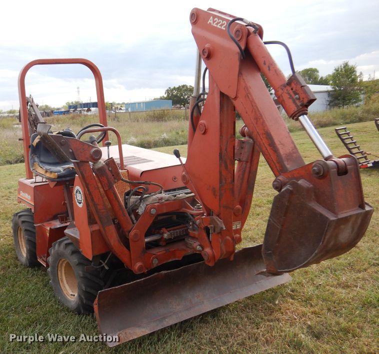 image for item JT9519 Ditch Witch 3610  trencher