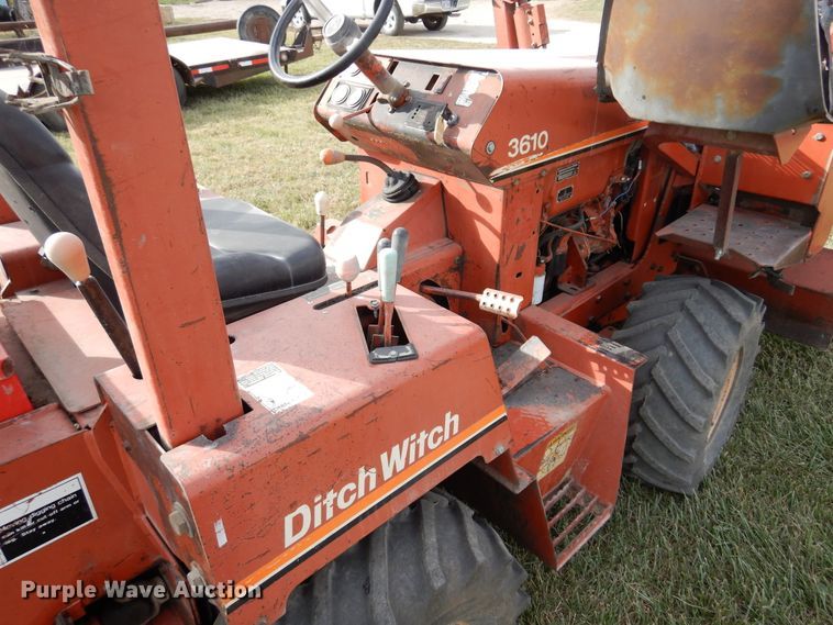 image for item JT9519 Ditch Witch 3610  trencher