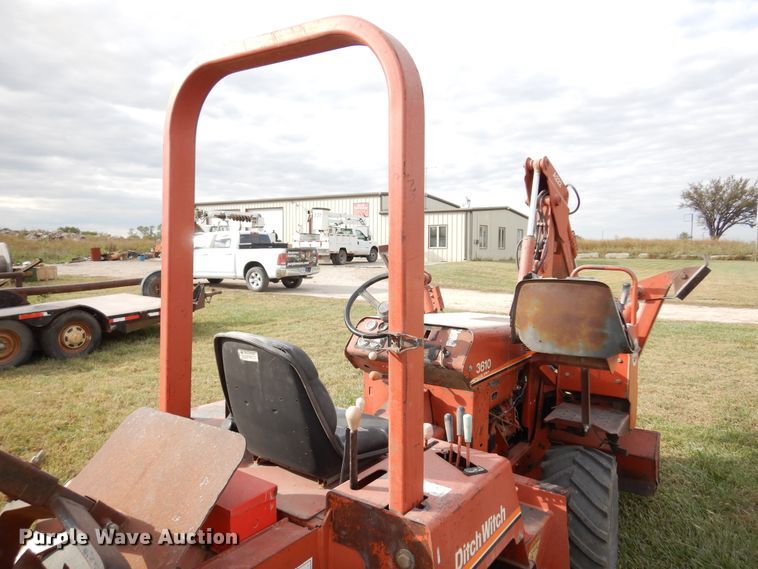 image for item JT9519 Ditch Witch 3610  trencher