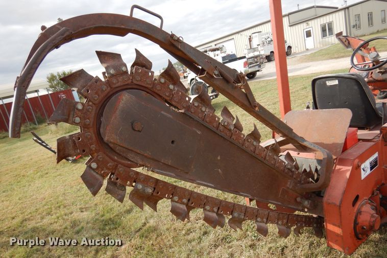 image for item JT9519 Ditch Witch 3610  trencher