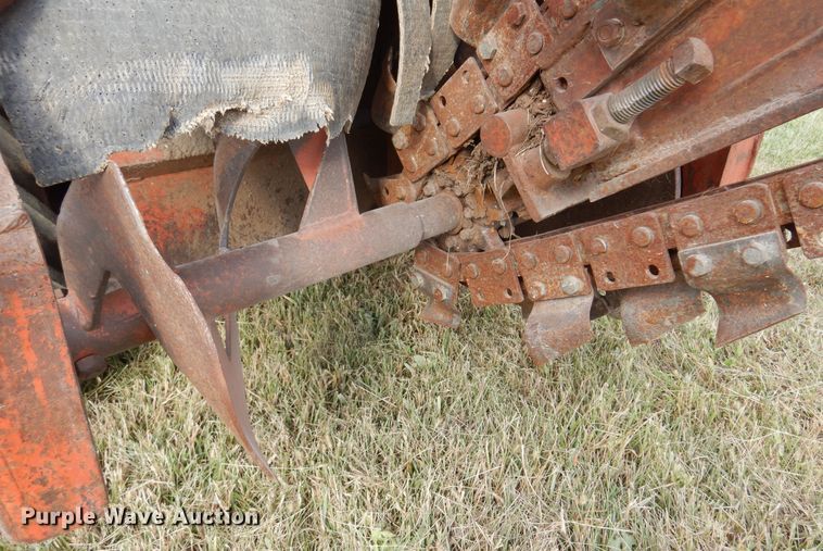 image for item JT9519 Ditch Witch 3610  trencher
