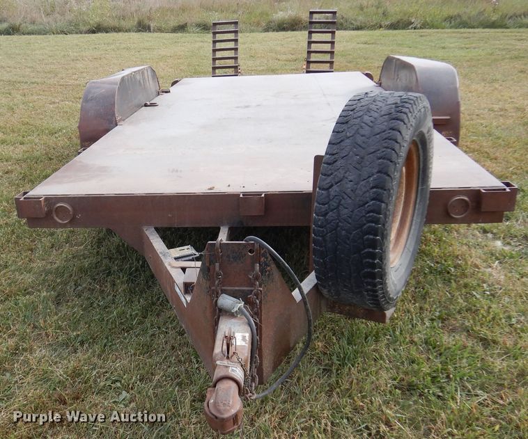 image for item JT9520 2005  shop built utility trailer