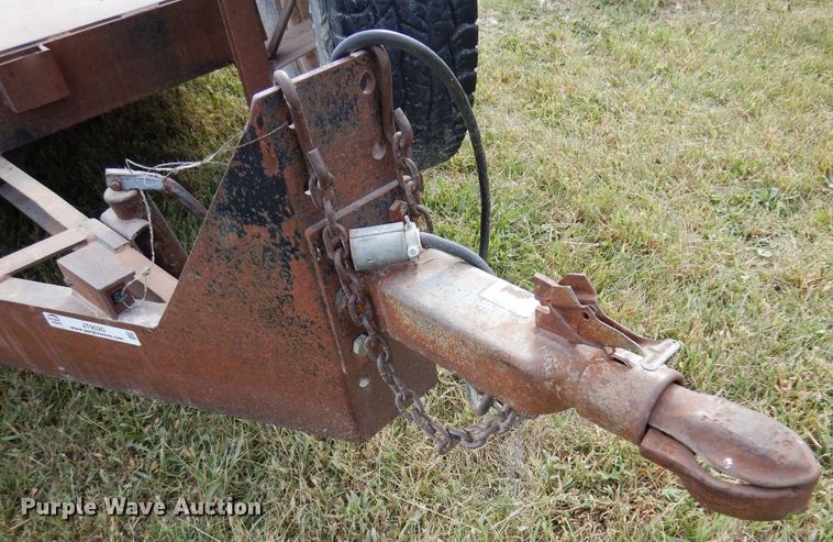 image for item JT9520 2005  shop built utility trailer