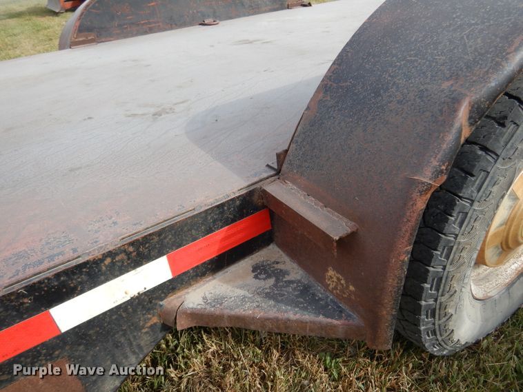 image for item JT9520 2005  shop built utility trailer