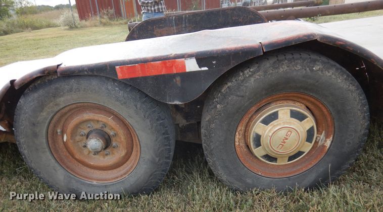 image for item JT9520 2005  shop built utility trailer