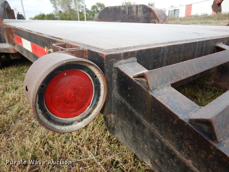 image for item JT9520 2005  shop built utility trailer