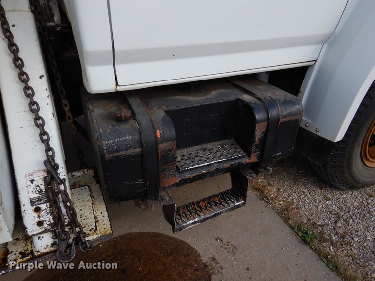 image for item JT9521 1988 Ford F800  digger derrick truck